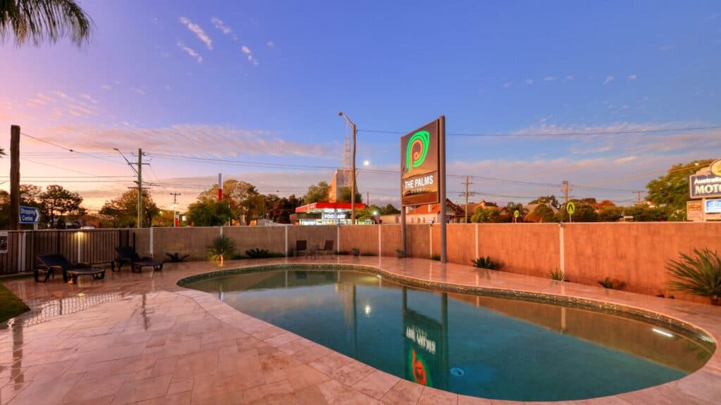 Home - Accommodation,The Palms Motel Dubbo,Dubbo Motel Accommodation,Motel Accommodation,Motel Dubbo
