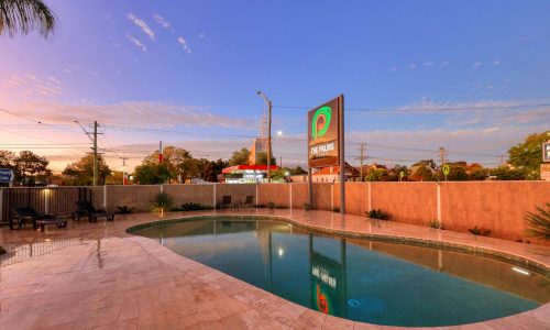 the palms motel 3